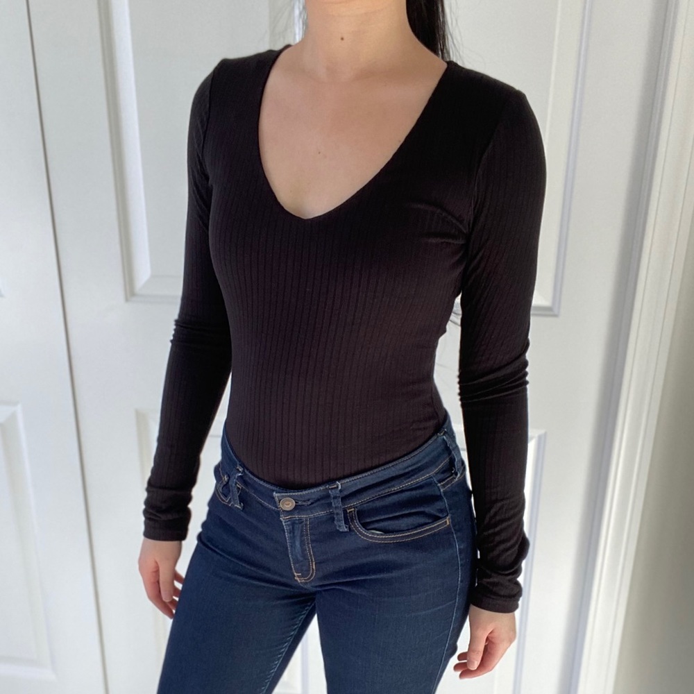 TIMELESS - Black V-Neck Ribbed Classic Basic Bodysuit